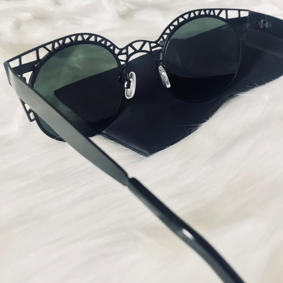 Beautiful black sunglasses